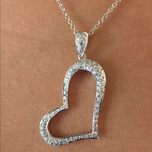 18kt Diamond Picasso style heart pendant - Picture 2 of 8